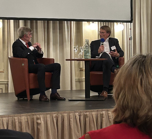 Diskussion unter der Leitung von Christophe Braouet